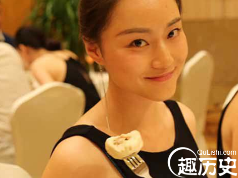 柏煊