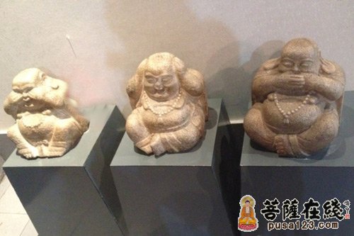 三个小金人 三个小金人