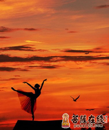 是女鬼还是菩萨? 是女鬼还是菩萨?