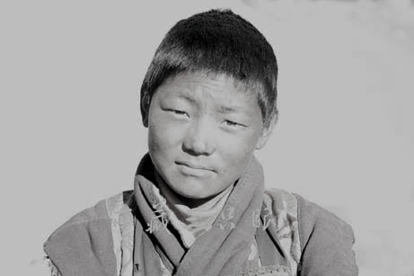 金刚经-震撼:五个孩子徒步二千公里朝佛路 金刚经-震撼:五个孩子徒步二千公里朝佛路
