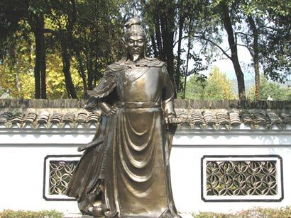 戚继光-抗日名将军营里诵经超度士兵,军人显灵托梦感谢 戚继光-抗日名将军营里诵经超度士兵,军人显灵托梦感谢