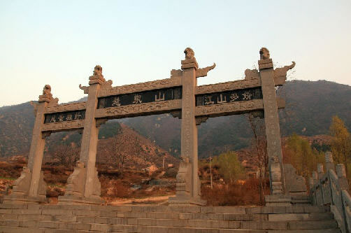 霍州-山西霍州悬泉山莲台寺及其传说 霍州-山西霍州悬泉山莲台寺及其传说